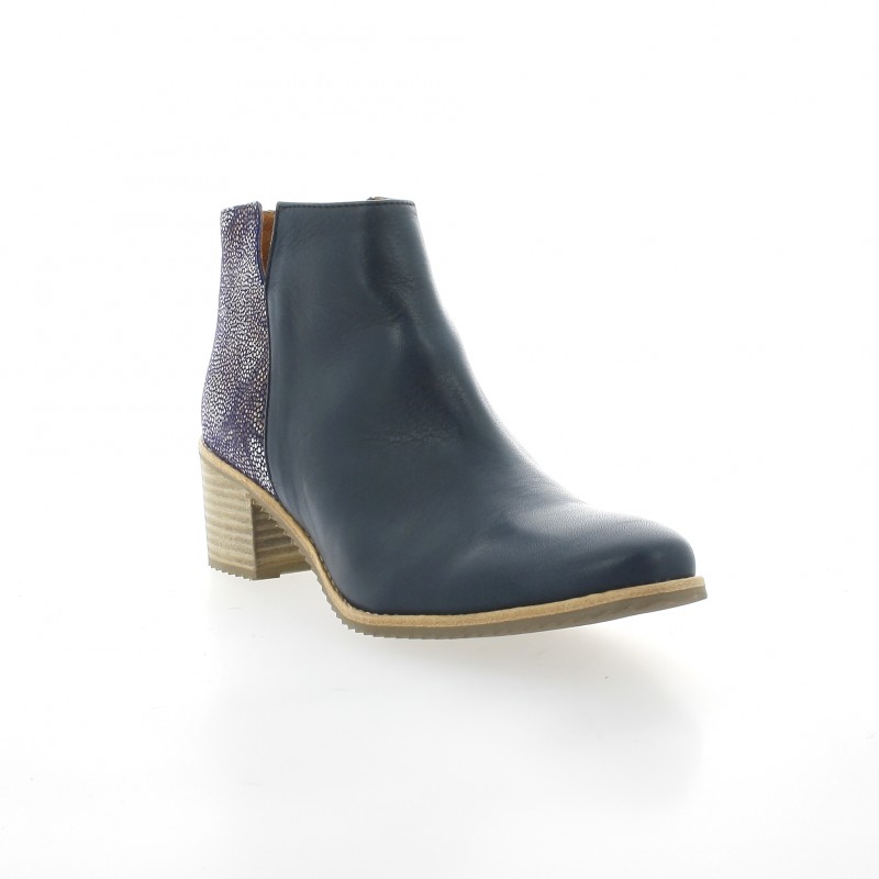 boots minka design croco
