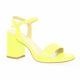 Pao Nu pieds cuir vernis jaune